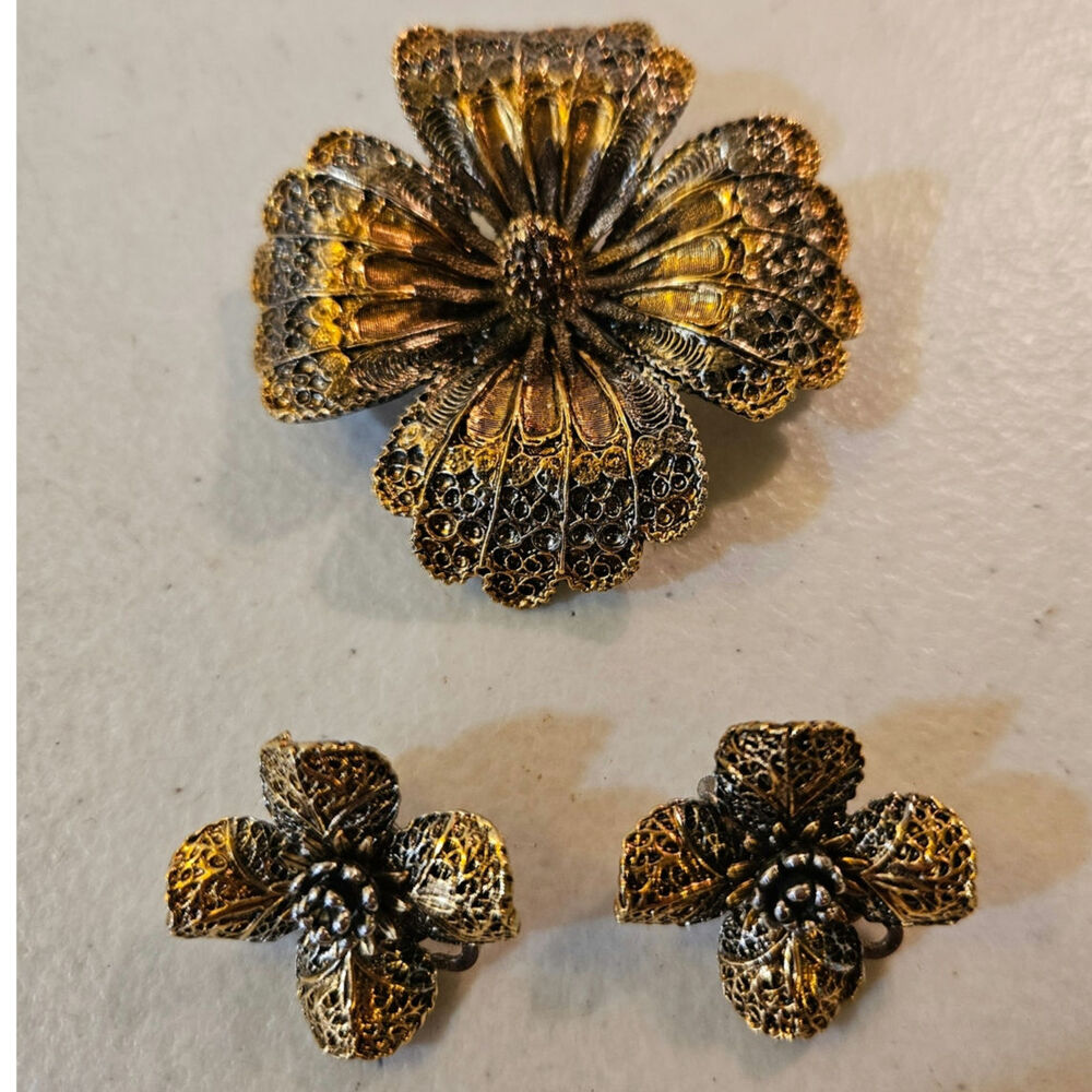 Vintage Arthur Pepper signed Art brooch and earring set